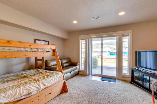 A Place away from the Pace image 26