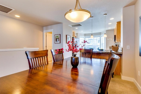 A Place away from the Pace image 7